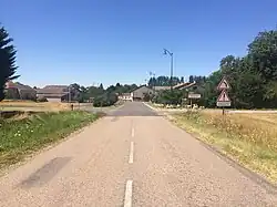 Entrée du village depuis Aillianville