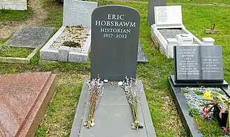 Tombe d'Eric Hobsbawm.
