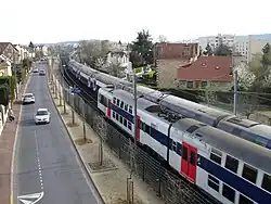 Rame automotriceZ 20900 en direction de Paris.