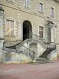 La Réole, escalier extérieur de la mairie. Blaise Charlut (1715 - 1792)