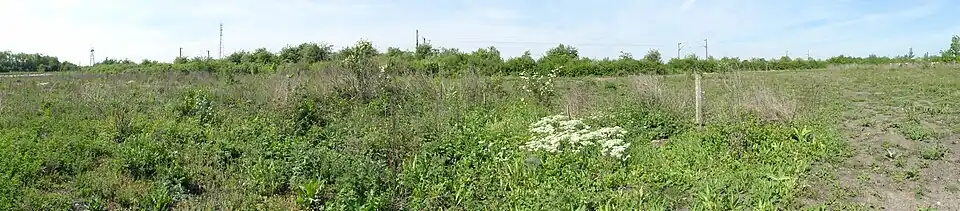 Le puits no&nbsp;2 dans son environnement.