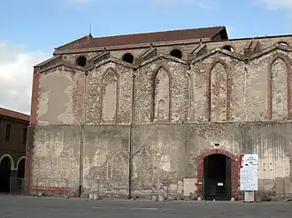 L'église de Carmes vue d'Arsenal, à l'endroit qui occupait l'ancien cloître.