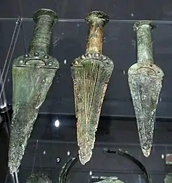 Poignards en bronze, période : vers 2200-1600 av. J.-C.