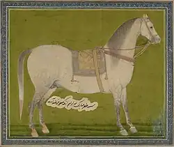 Peinture d'un cheval gris harnaché et vu de profil.