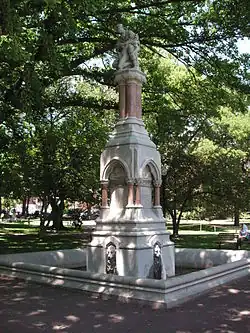 Ether Monument&nbsp;(en), 1867, Boston, Boston Public Garden.