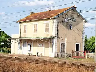 Image illustrative de l’article Gare d'Étigny - Véron