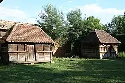 Autres bâtiments dans le parc.