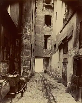 Angle rue de Seine et rue de l'Échaudé, photographié par Eugène Atget.