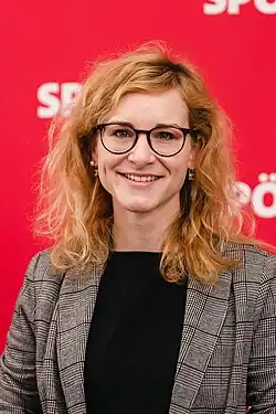 Eva-Maria Holzleitner