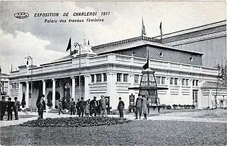 Palais des travaux féminins.