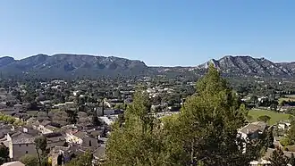 Les Alpilles vues du village