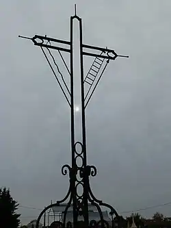 Eysines, croix de prédication de 1788 en fer forgé, déplacée.