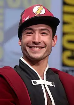Ezra Miller interprète Trashcan Man