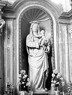 ... sa Vierge à l'Enfant &nbsp;Classée&nbsp;MH (1905)...