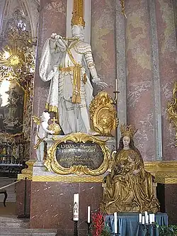 Statue de l'empereur Louis IV