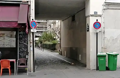 Entrée de l'impasse Morlet.