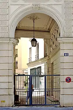 Entrée du n°40.
