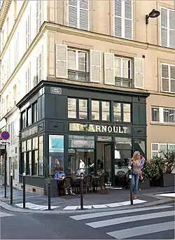 Le café Maison Arnoult en 2024.