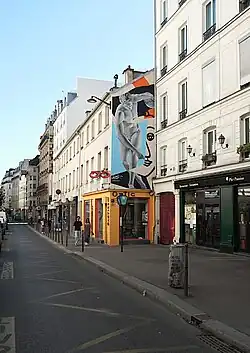 Fresque sur le mur du numéro 37.