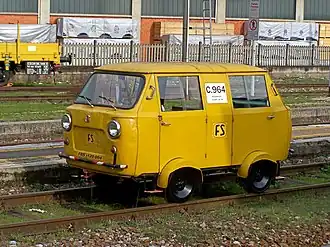Draisine motorisée avec les faces de la Fiat 600T/850T
