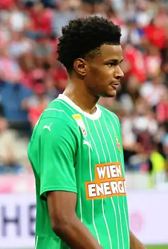 Image illustrative de l’article Fally Mayulu