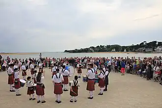 Pipe band à Guidel.