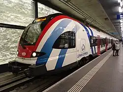 Stadler FLIRT (RABe 522) à Genève-Eaux-Vives.