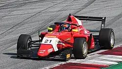 Description de cette image, également commentée ci-après