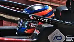 Description de cette image, également commentée ci-après