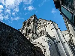 Façade de la Cathédrale Saint-Louis de Blois
