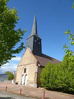 Façade ouest de l'église.