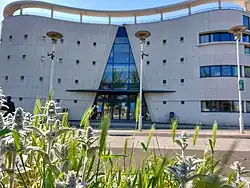 Description de cette image, également commentée ci-après