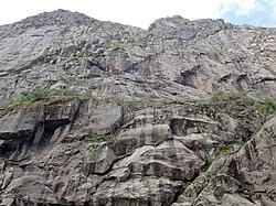 Falaises de monzonite