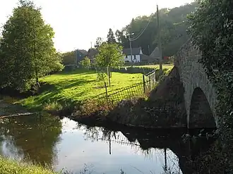 Pitet, le pont sur la Mehaigne
