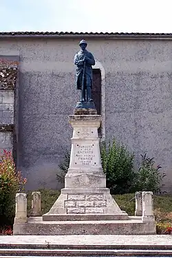 Le monument aux morts (juil.&nbsp;2011).