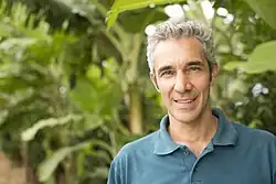 Description de cette image, également commentée ci-après