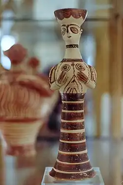 Figurine féminine en terre cuite de Midéa, 1250-1200 av. J.-C.