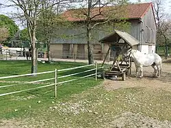Ferme du parc des Gondoles de Choisy-le-Roi.