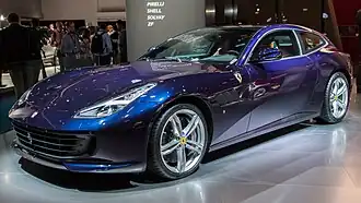 Une Ferrari GTC4Lusso.