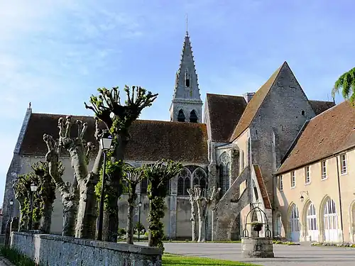 Abbaye Saint-Pierre-et-Saint-Paul,Ferrières-en-Gâtinais.