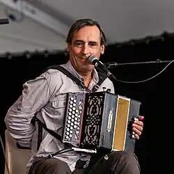 Description de l'image Festival de Cornouaille 2017 - Étienne Grandjean Soïg Sibéril 03.jpg.