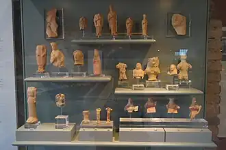 Découvertes de la grotte de Pitsa.