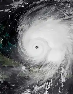 Fiona à son apex le 21 septembre à 2 h 55 UTC.