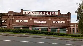 Usines Saint Frères.