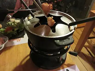 Fondue bressane.[réf.&nbsp;nécessaire]