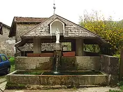 Le lavoir d'en bas.