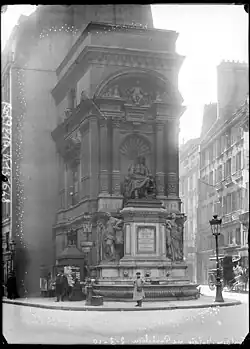 La fontaine en 1910.