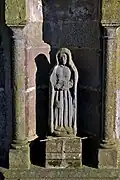 Fontaine de Kerellon : statue de Notre-Dame-de-Kerellon.
