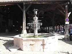Fontaine de la Halle de La Côte-Saint-André
