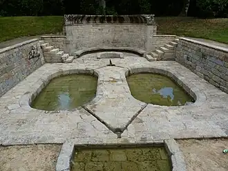 Fontaine des Carmes.